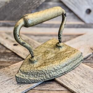 Vintage Cast Iron Sad Iron/Clothing Iron-Gold Finish-Swirl Handle-Shabby Chic